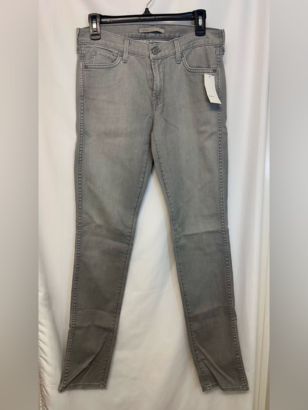 Vince Gray Slim Straight Jeans Size 28 NWT Made in USA Stretch Denim MSRP $195